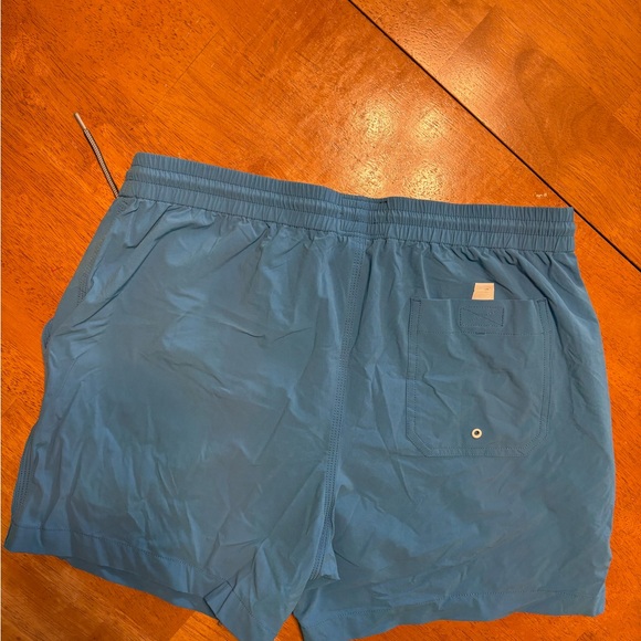 Todd Snyder Men’s Swim Shorts – NEW with Tags - Picture 3 of 3